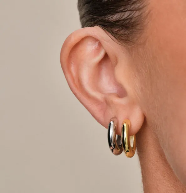 Philippa Studios - Bold Hoops Medium sold by Diamanthuset product image thumbnail 2