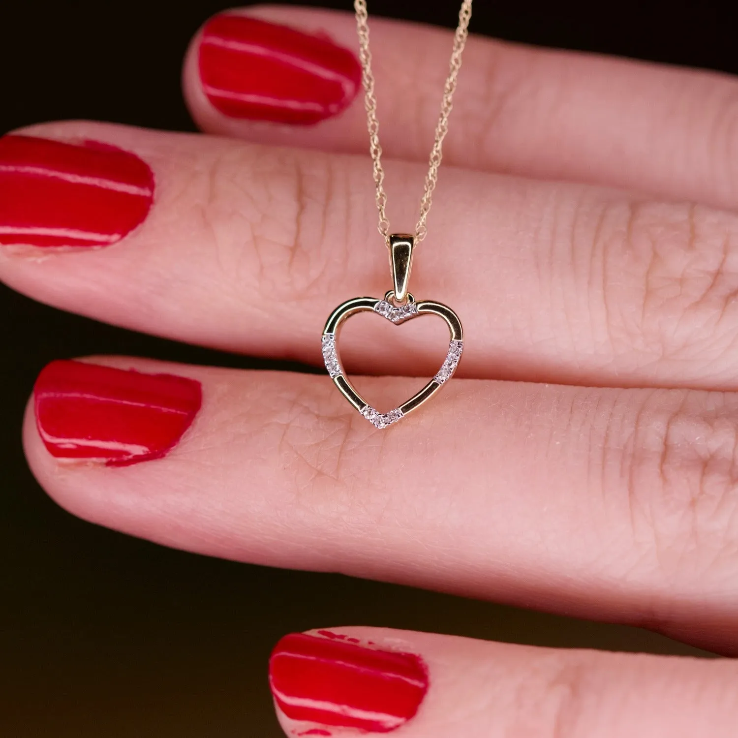 Diamantanheng med 14k gullkjede 0,03ct tw/si i gult gull sold by Diamanthuset product image thumbnail 2