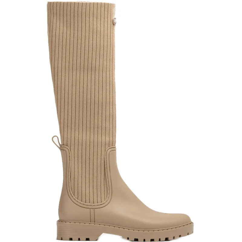 Unisa Laarzen Alerce Taupe made by Unisa