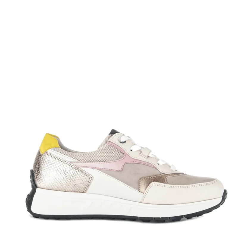 Gabor Veterschoenen 26.426.53 Beige sold by Donelli