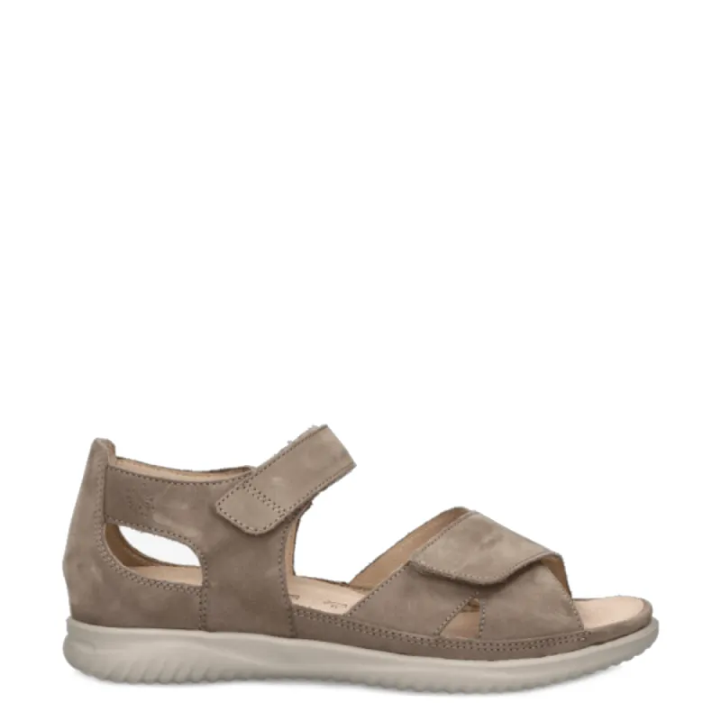 Hartjes Sandalen 132.1113/99 31.00 Beige sold by Donelli