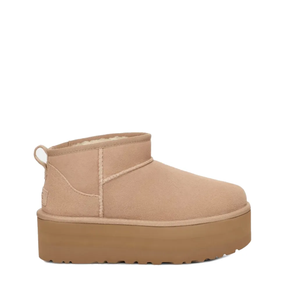 Ugg Boots 1135092 Sand sold by Donelli