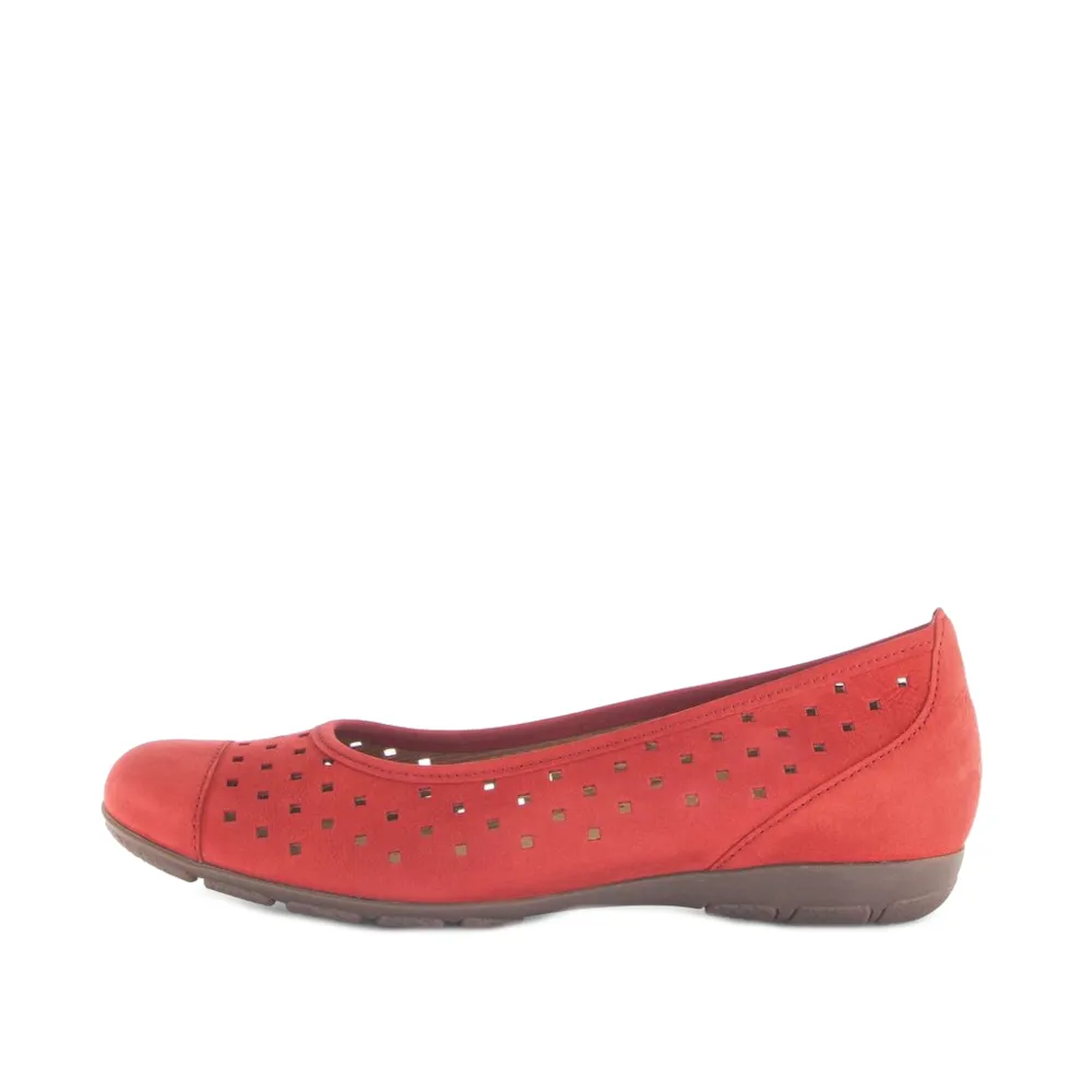 Gabor Instappers 64.169.15 Rood sold by Donelli product image thumbnail 2