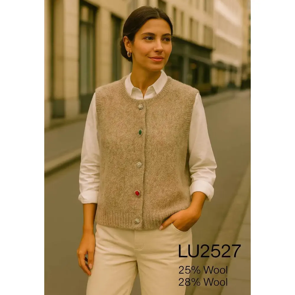 Luzabelle Trui LU2527 Camel sold by Donelli product image thumbnail 3