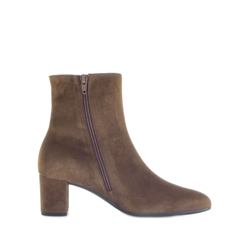 Gabor Enkellaarsjes 75.701.18 Cognac sold by Donelli