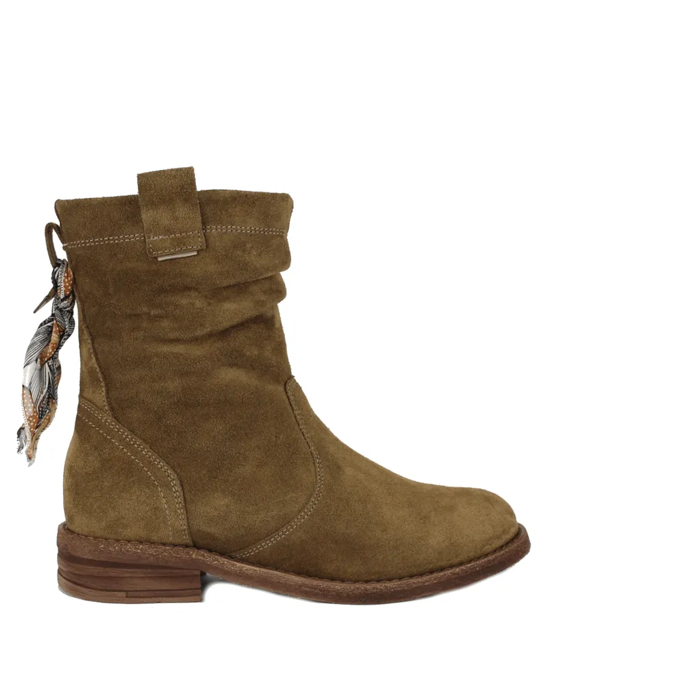 Goodstep Boots 4507-A01 Taupe sold by Donelli