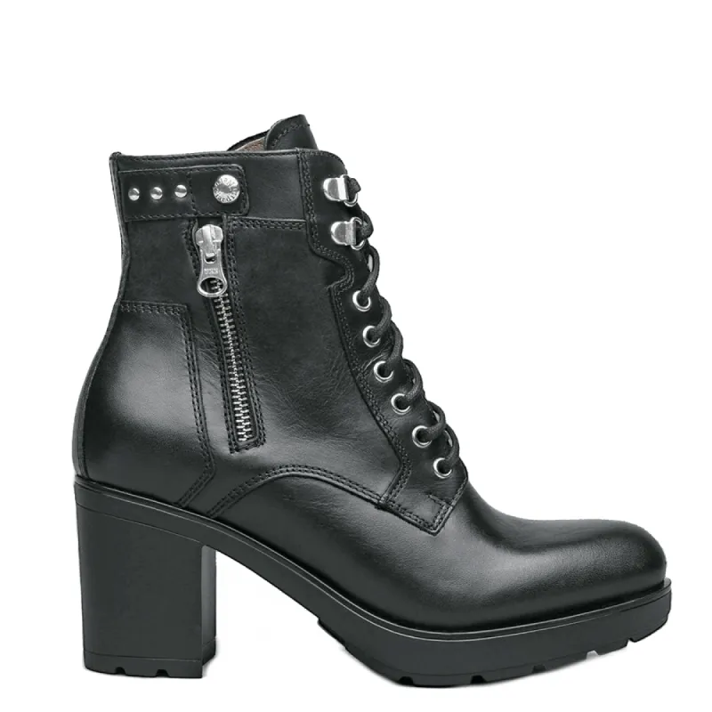 NeroGiardini Enkellaarsjes Zwart 014101D sold by Donelli