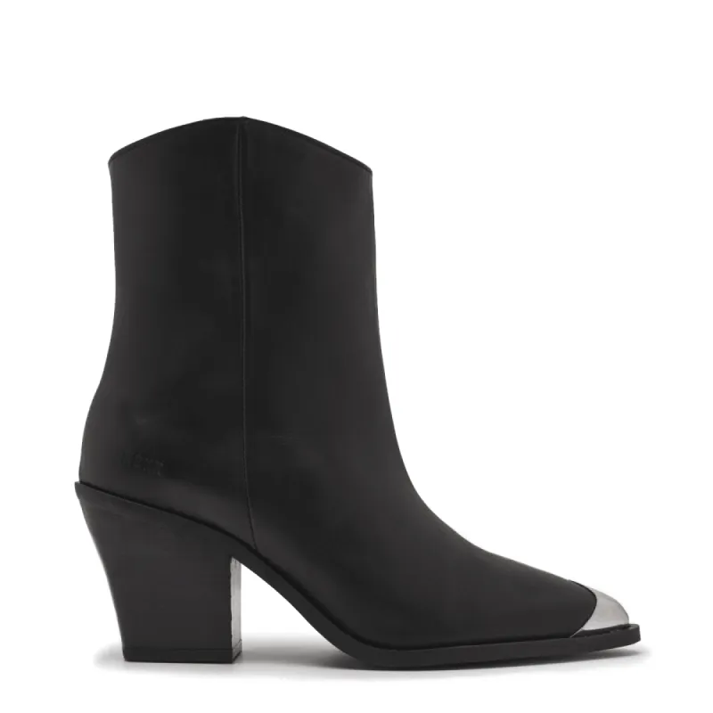 Nubikk Enkellaarsjes 21037503 Zwart sold by Donelli