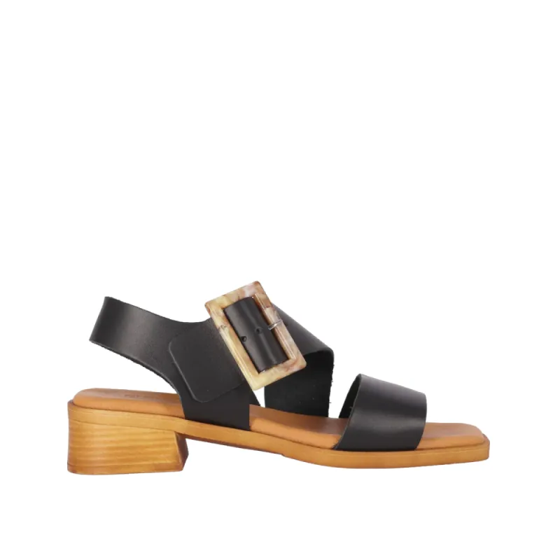 Chika10 Sandalen Polea 01 Zwart sold by Donelli