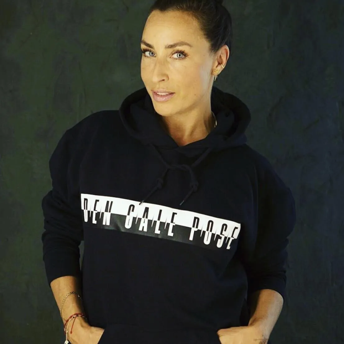 Den Gale Pose - Sort Hoodie / Hættetrøje - Limiteret sold by Dropps by Szhirley product image thumbnail 4