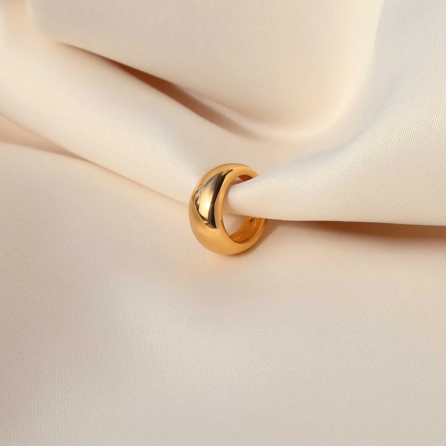 Cuff / Ørering - #LilBuffCuff - Onesize regulerbar størrelse - 18 karat forgyldning sold by Dropps by Szhirley product image thumbnail 5