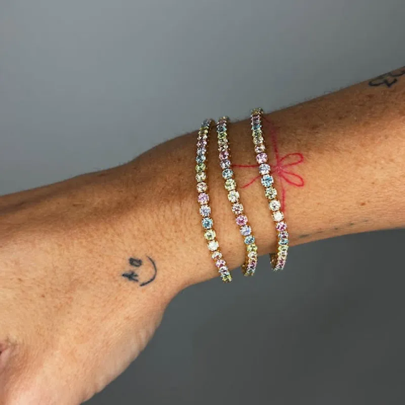 Tennisarmbånd med regnbuefarvede zirkoner - #IcyPastels - 18 Karat forgyldt Sterling sølv sold by Dropps by Szhirley