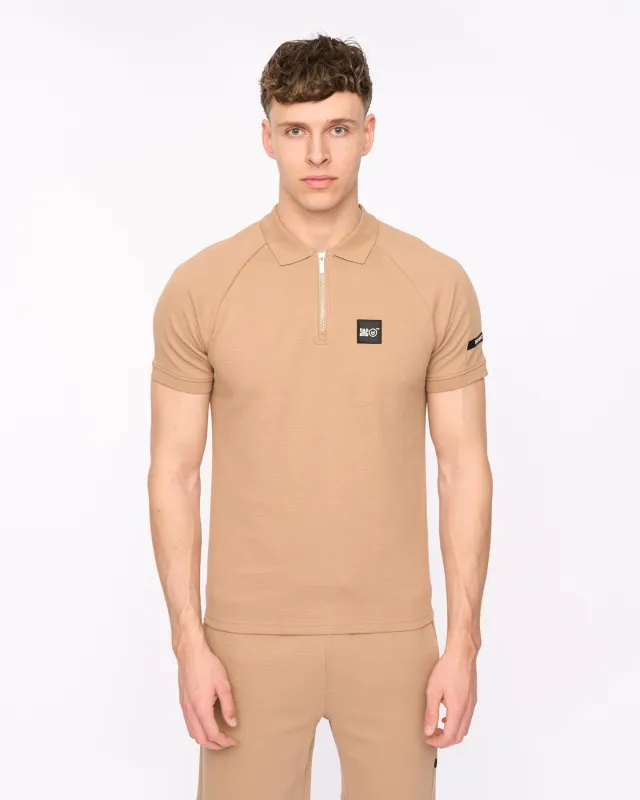 Topfield Polo Sand made by Duck and Cover