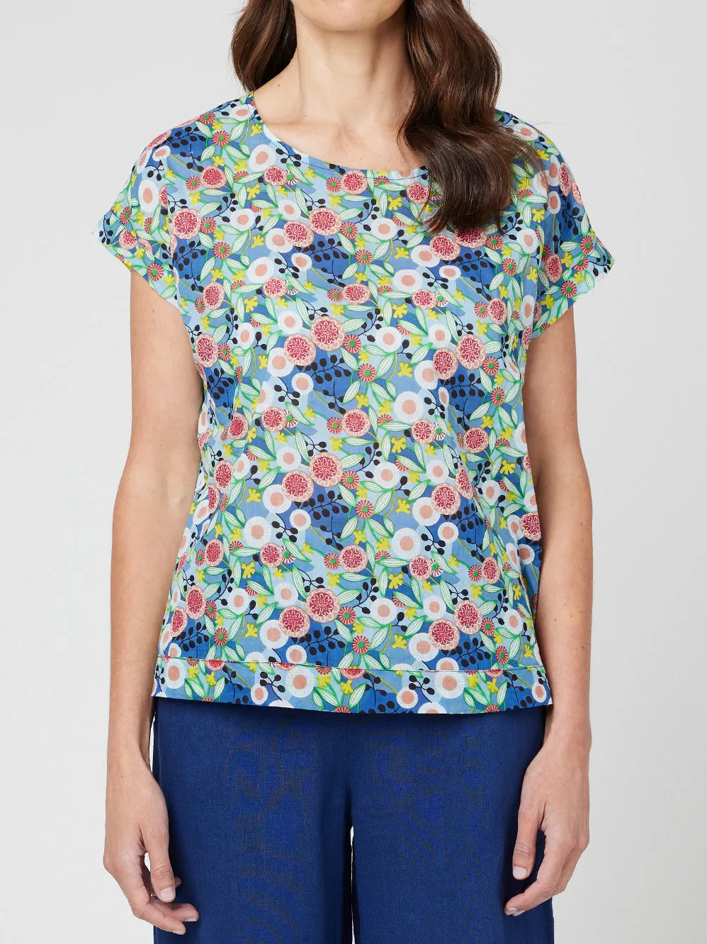 CAKE VICKY ROUND NECK sold by ENNI product image thumbnail 5