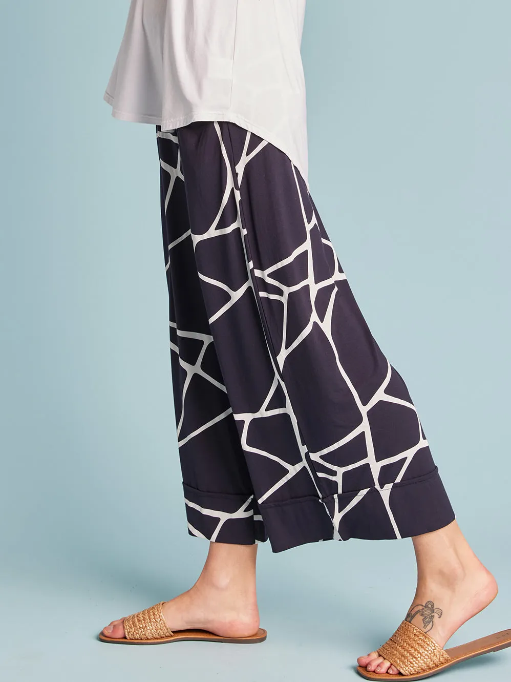 TANI MARBLE CULOTTE RESORT PANT sold by ENNI product image thumbnail 2