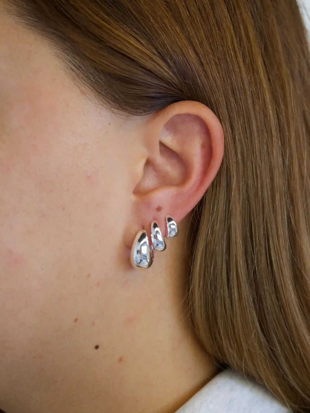 ZAFINO STEPH HOOP - MEDIUM sold by ENNI product image thumbnail 2