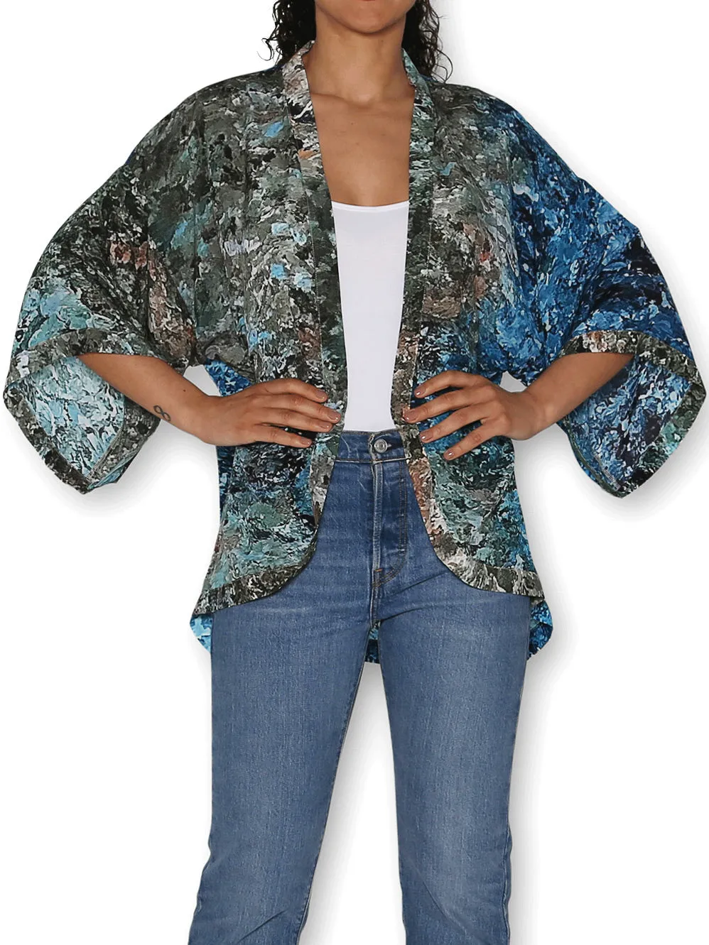 THE ARTISTS LABEL CINQUE TERRE DREAMING SILK KIMONO sold by ENNI