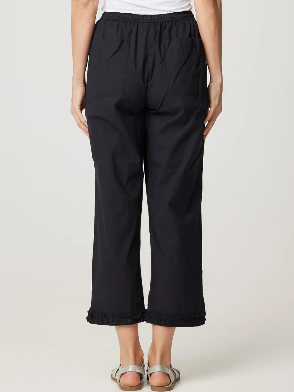 CAKE RUFFLE CARPI PANT sold by ENNI product image thumbnail 2
