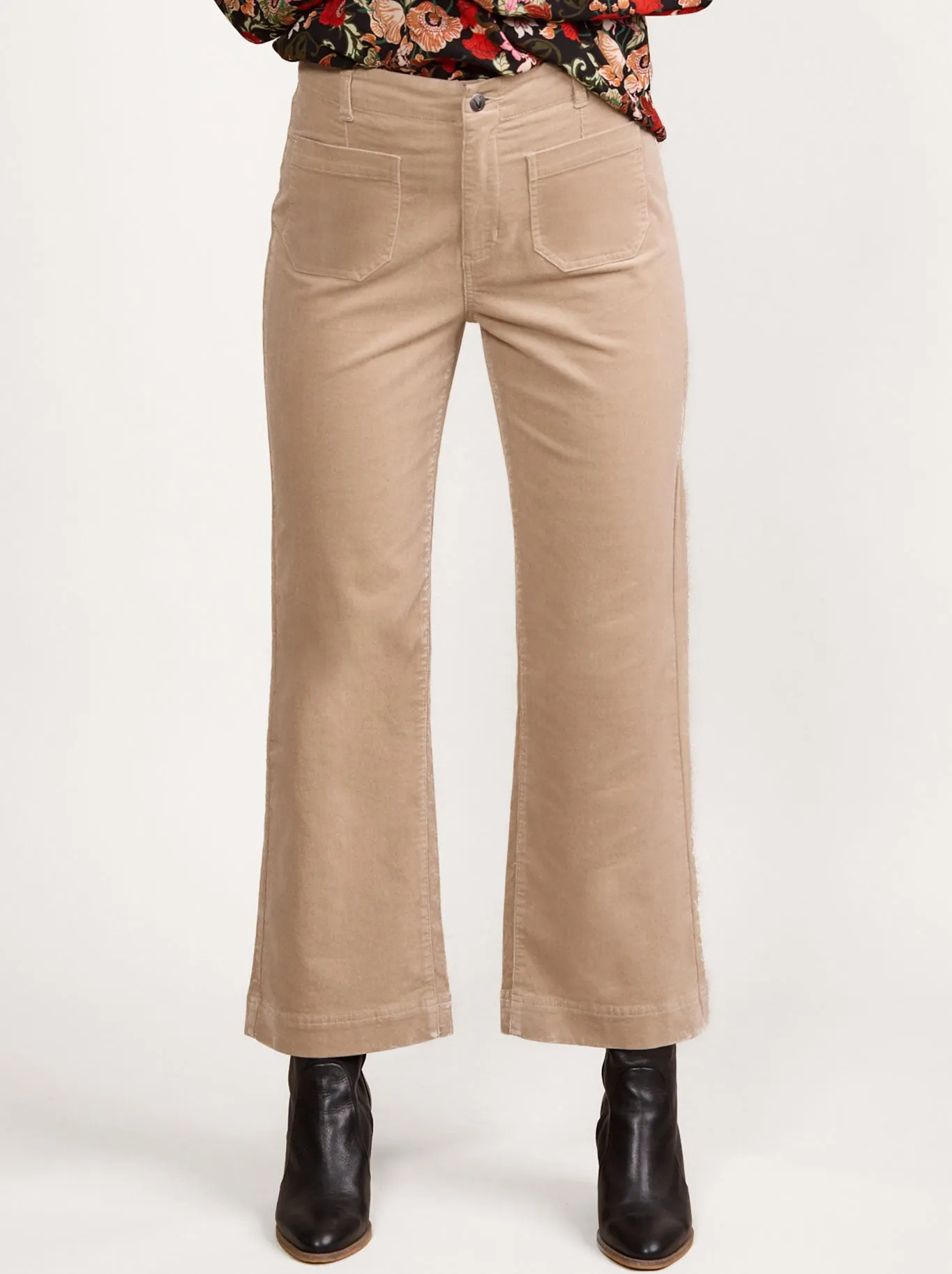 VASSALLI ANKLE GRAZER CORD PANT sold by ENNI product image thumbnail 4