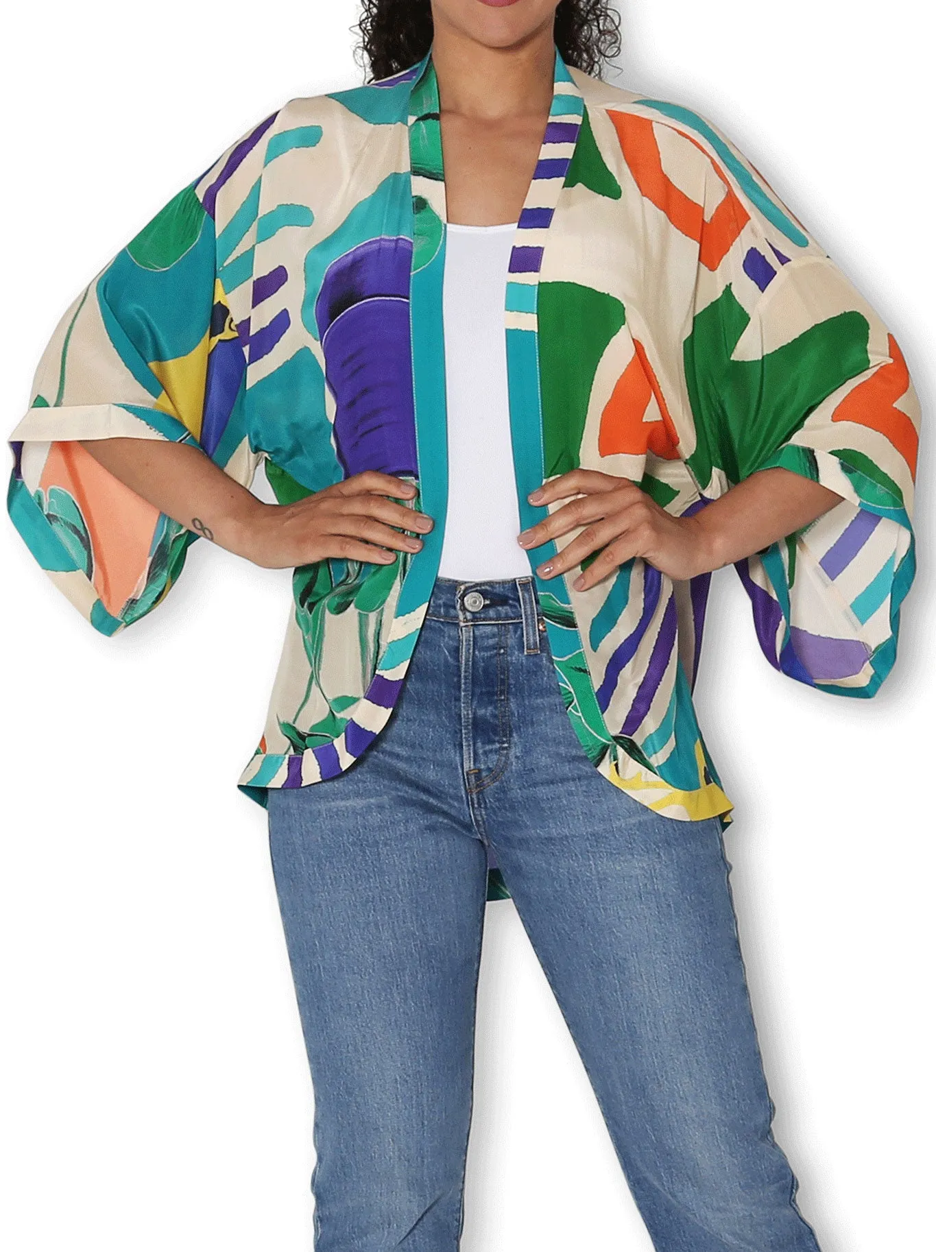 THE ARTISTS LABEL COLLAGE OF TOUCAN SILK KIMONO sold by ENNI