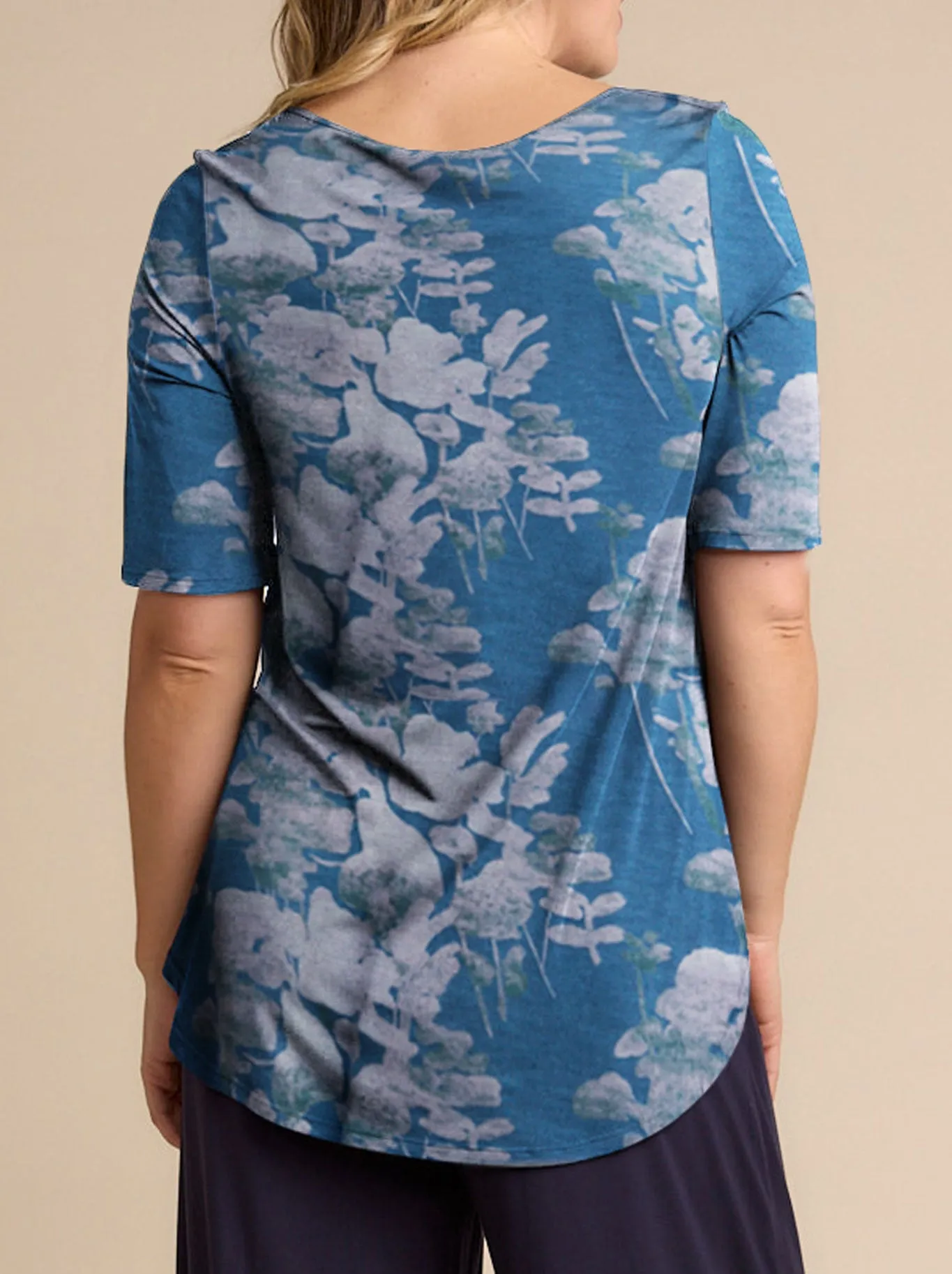 TANI PRINT ELBOW SWING TEE sold by ENNI product image thumbnail 3