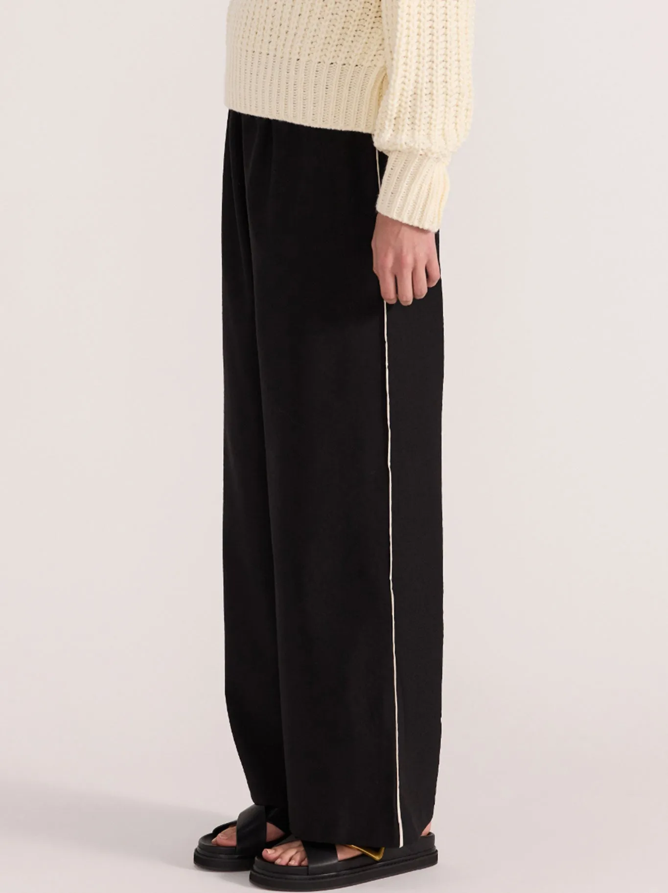 STAPLE THE LABEL DION RELAXED PANT sold by ENNI product image thumbnail 2