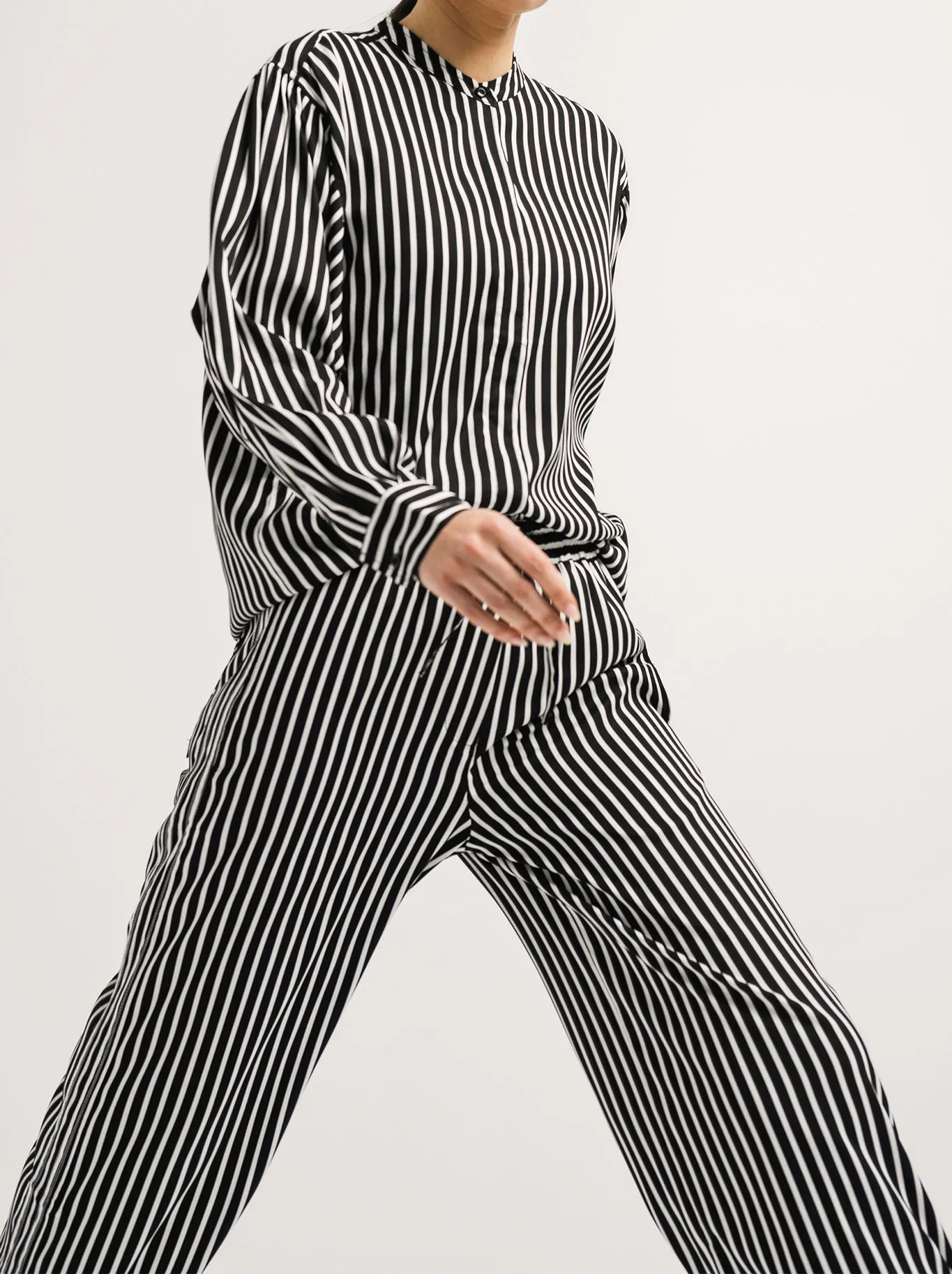 LOUNGE THE LABEL MERIBEL PANT sold by ENNI product image thumbnail 3