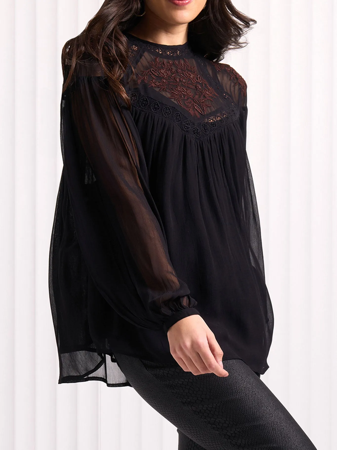 FOIL BEAD FANCY TOP sold by ENNI product image thumbnail 2