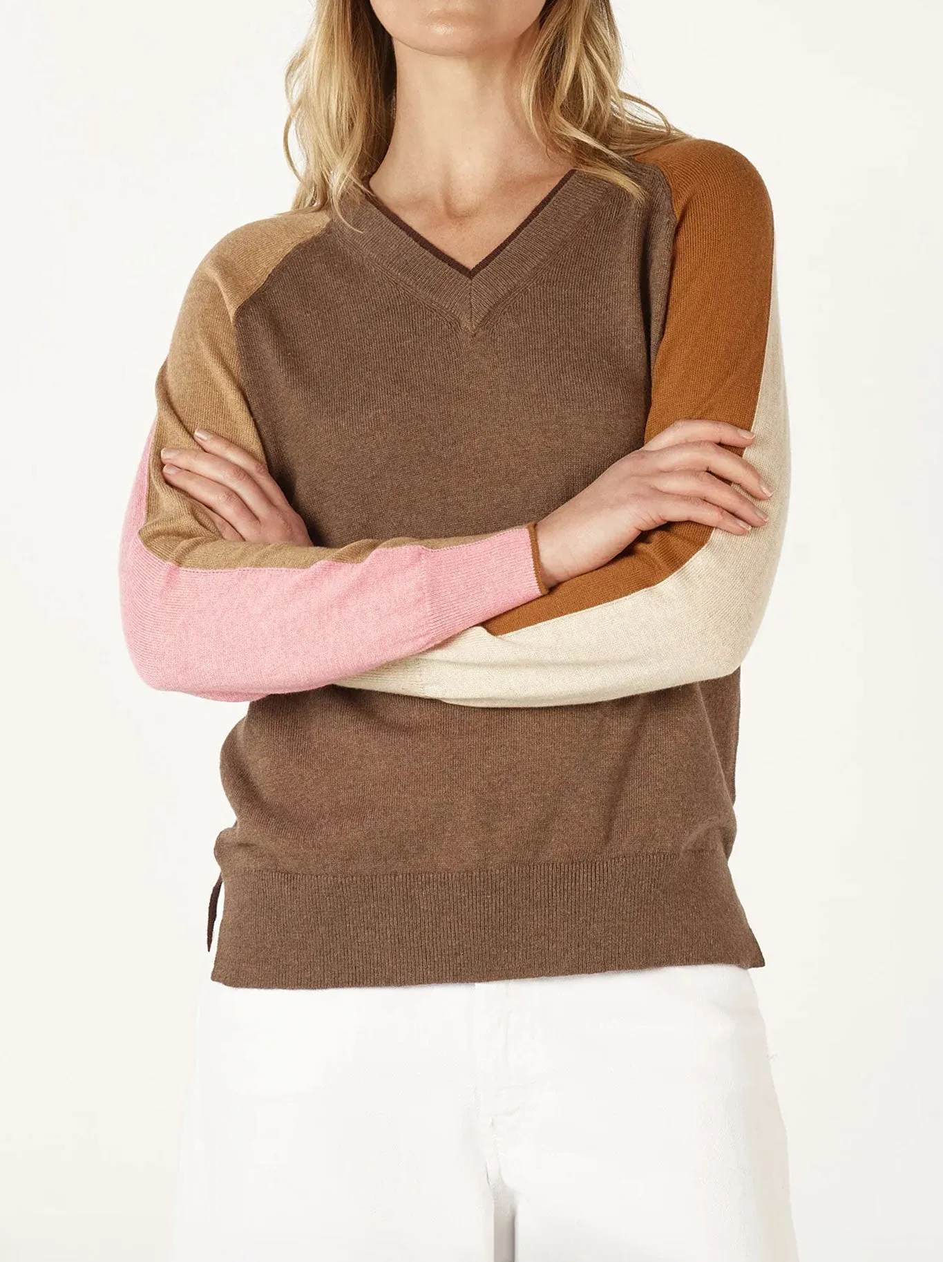 ZAKET & PLOVER COLLEGE V NECK sold by ENNI product image thumbnail 3