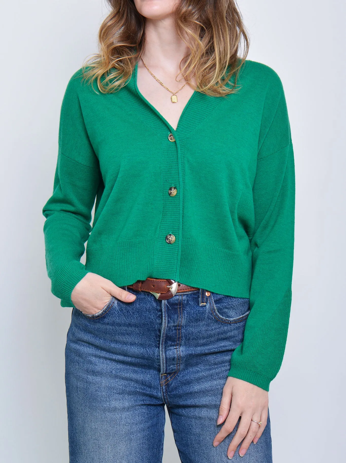 JAMES MELBOURNE BOXY CROPPED CARDIGAN sold by ENNI