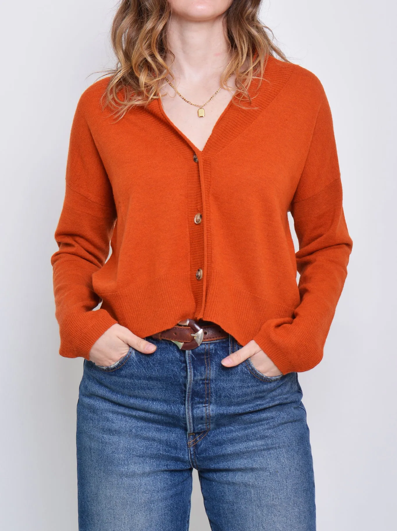 JAMES MELBOURNE BOXY CROPPED CARDIGAN sold by ENNI product image thumbnail 3