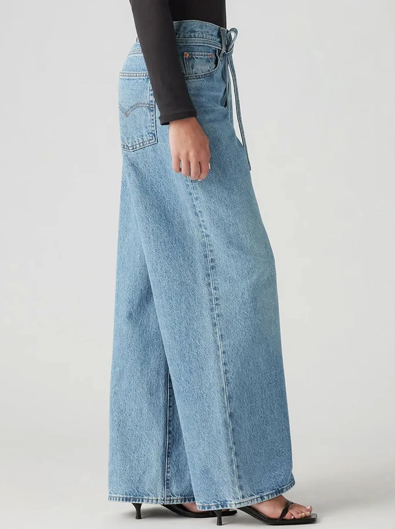 LEVI'S XL STRAIGHT JEAN sold by ENNI product image thumbnail 3