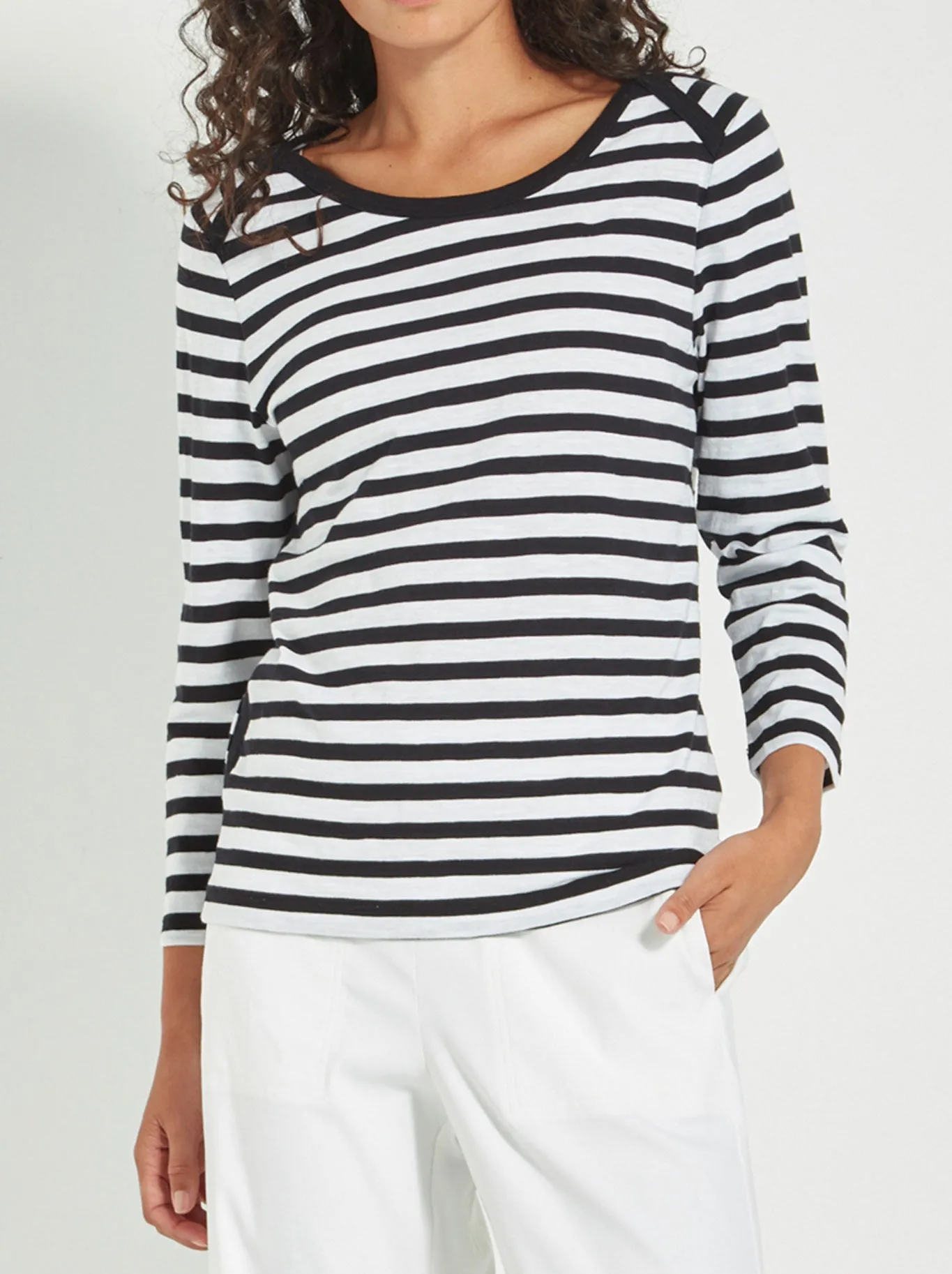 VERGE HORIZON TOP sold by ENNI