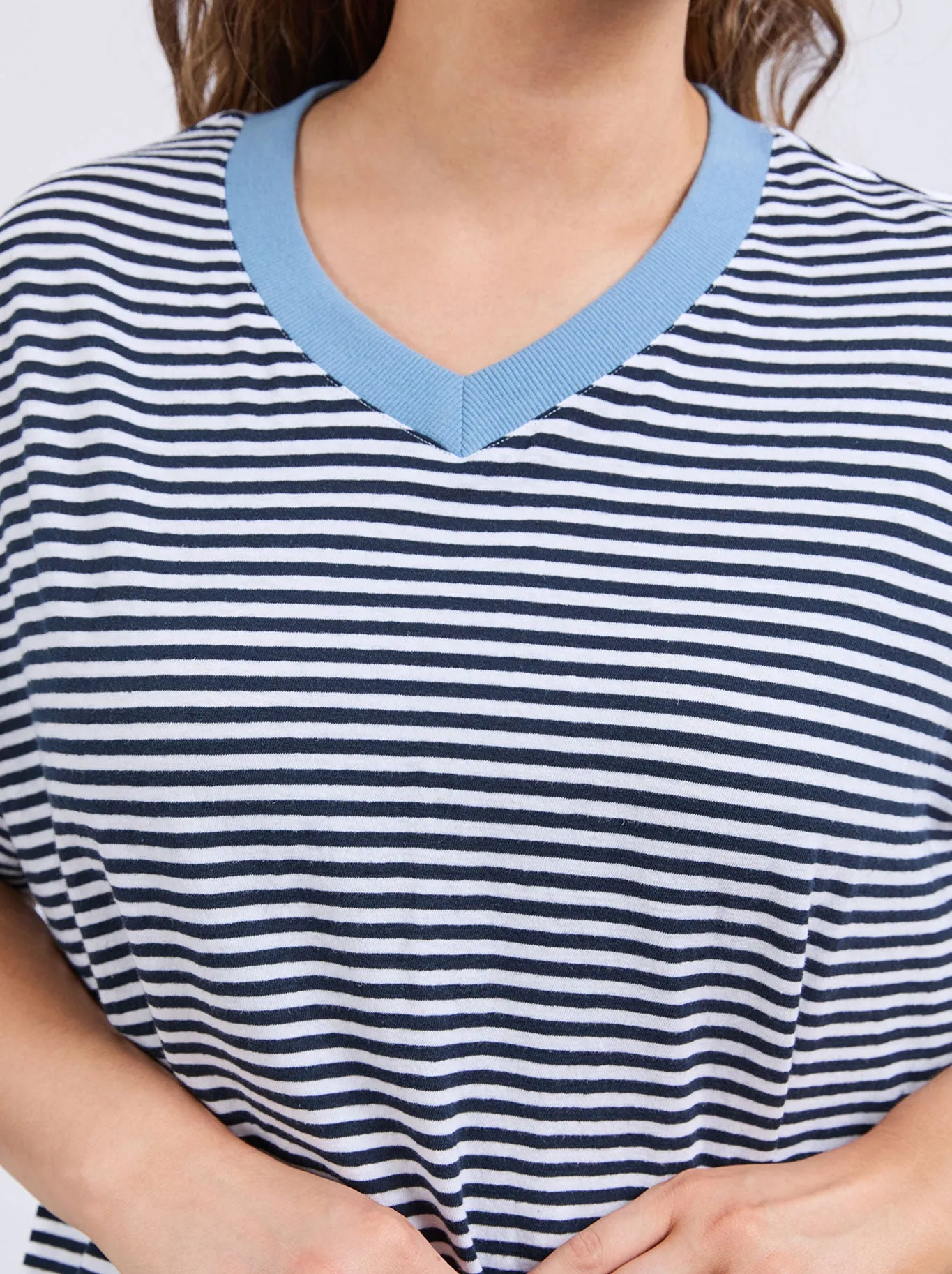 ELM LIV VEE TEE sold by ENNI product image thumbnail 3