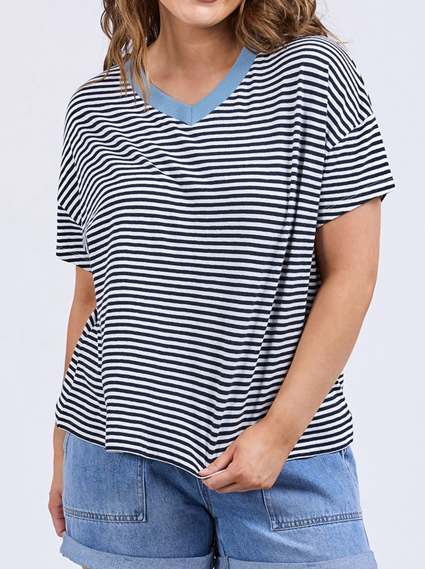 ELM LIV VEE TEE sold by ENNI