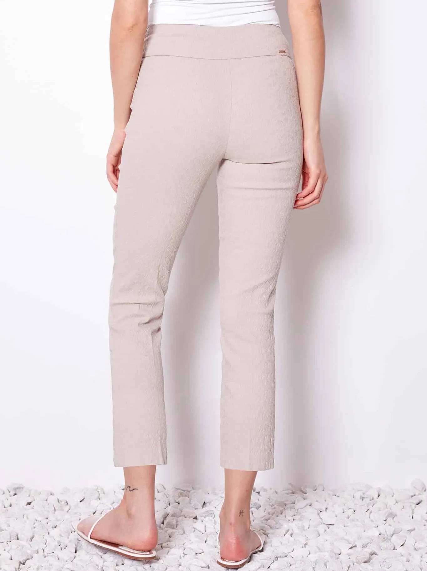 UP! SOLID TEXTURED JACQUARD ANKLE PANT sold by ENNI product image thumbnail 4