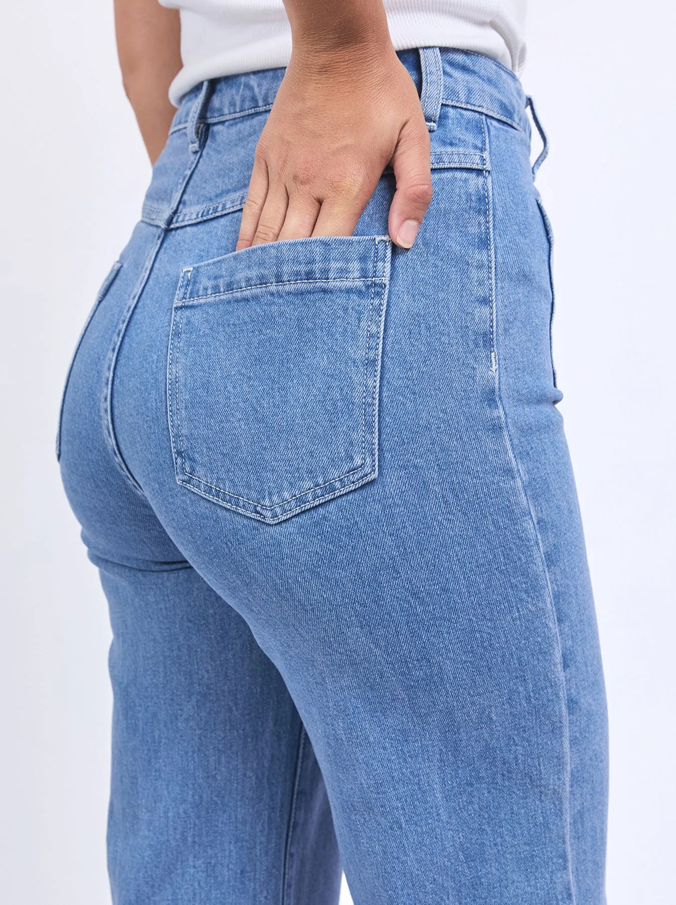 FOXWOOD SARAH CROP JEAN sold by ENNI product image thumbnail 3