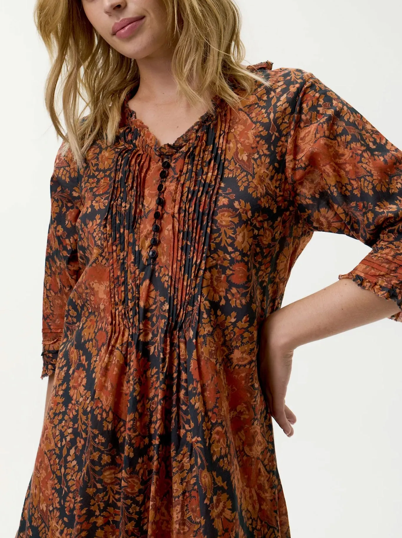 ONE SEASON LONG POPPY DRESS sold by ENNI product image thumbnail 3