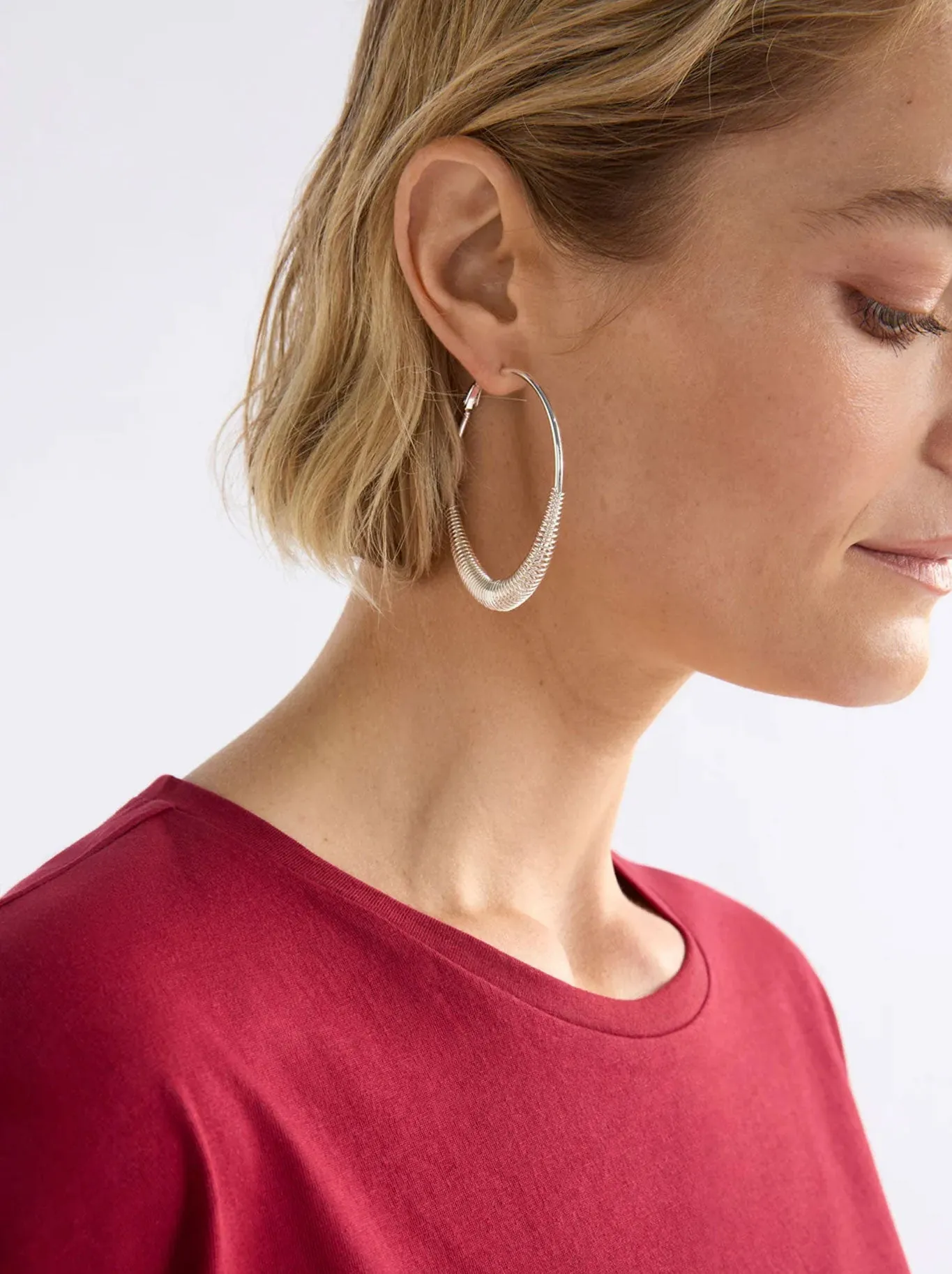 ELK SOLF METALLIC HOOP EARRING sold by ENNI product image thumbnail 2