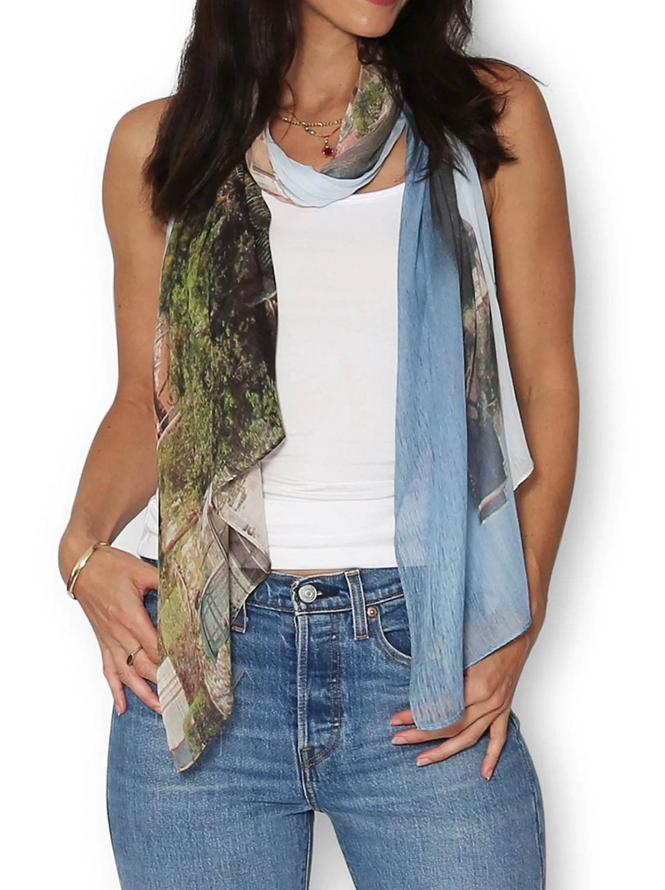THE ARTISTS LABEL LAKE COMO SCARF sold by ENNI