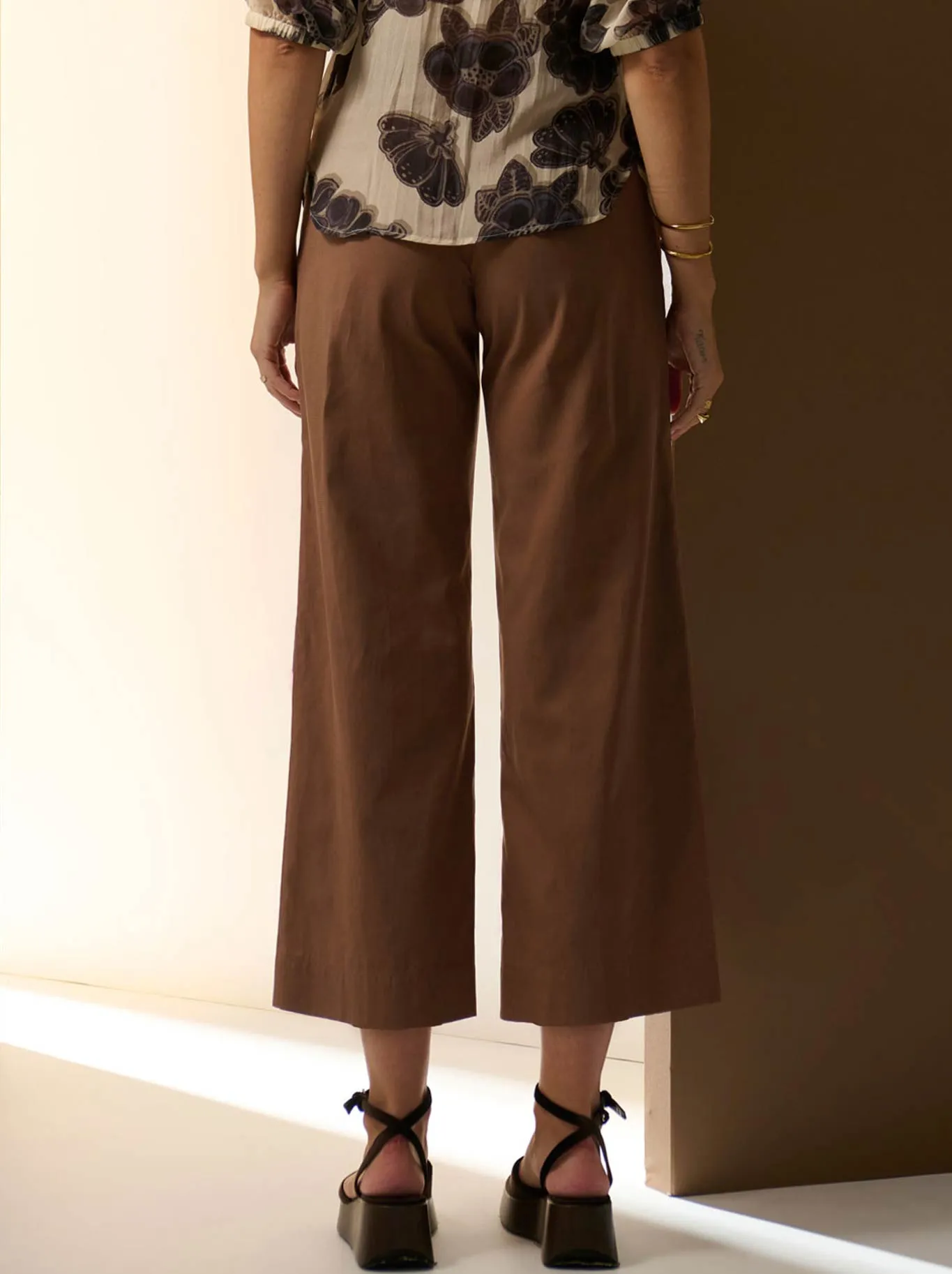 POL ODETTE BELTED PANT sold by ENNI product image thumbnail 4