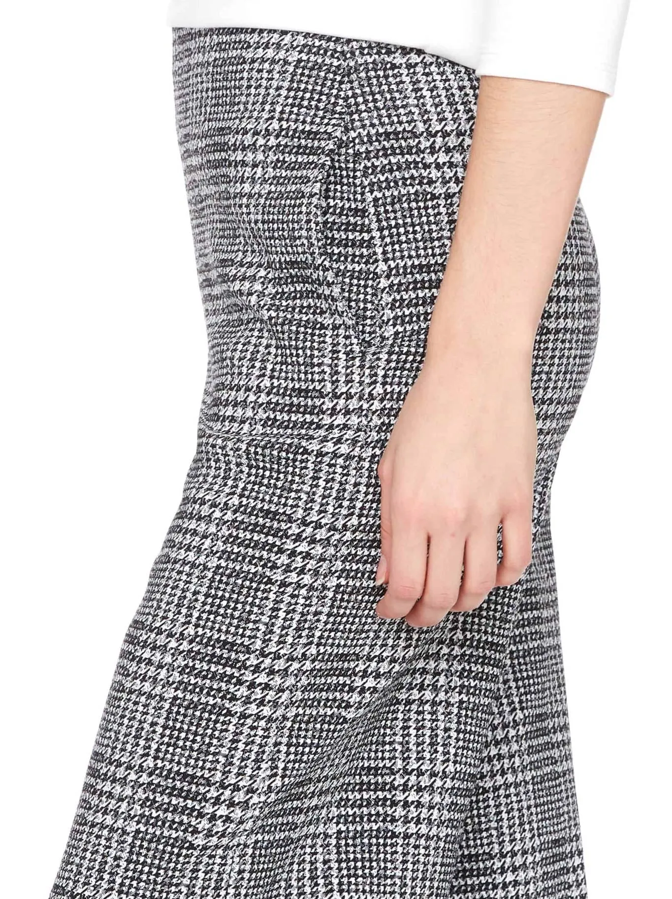 UP! PLAID TECHNO WIDE-LEG CROPPED PANT sold by ENNI product image thumbnail 3