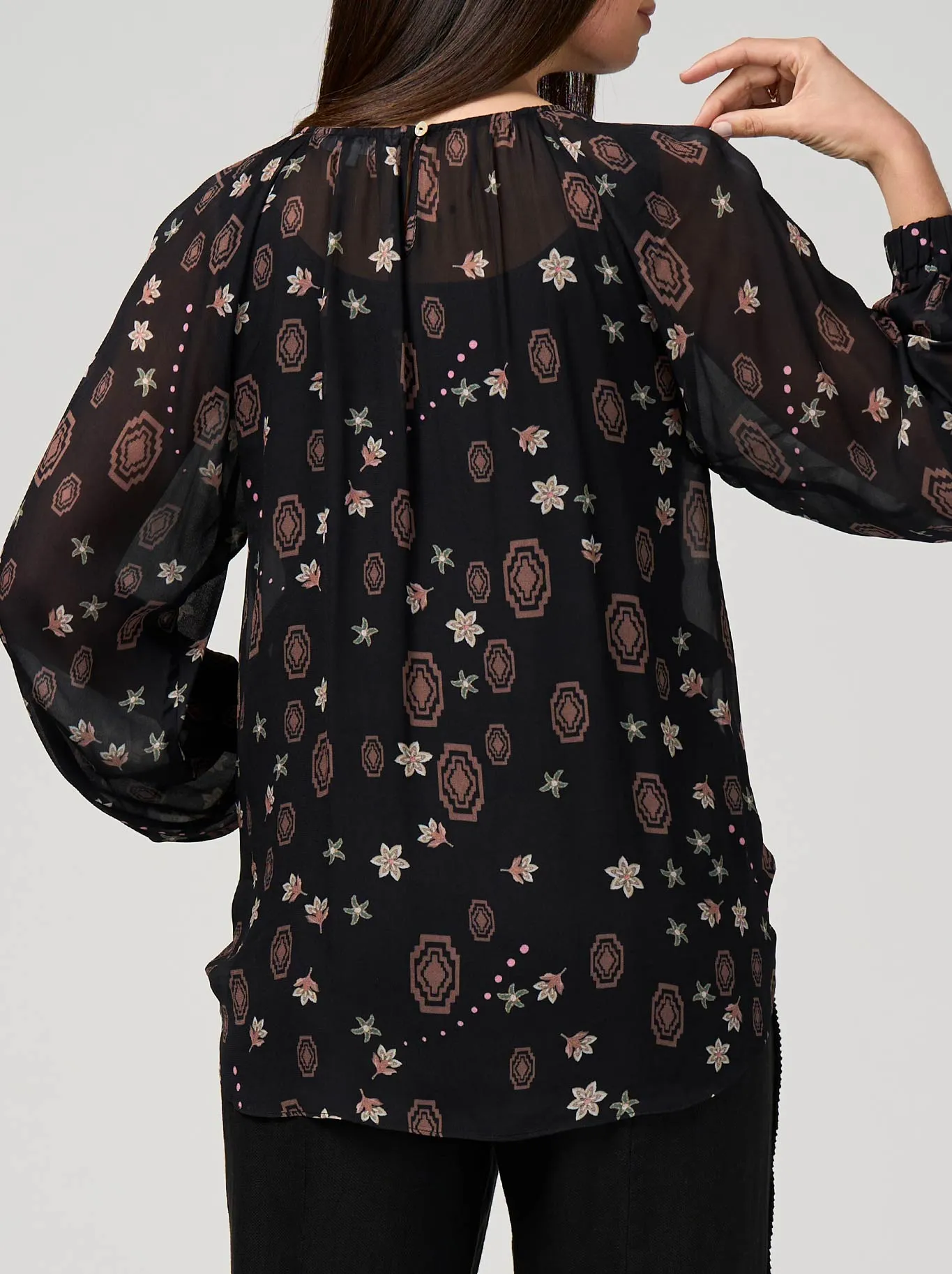 LOOBIE'S STORY ANTIONETTE TOP sold by ENNI product image thumbnail 3