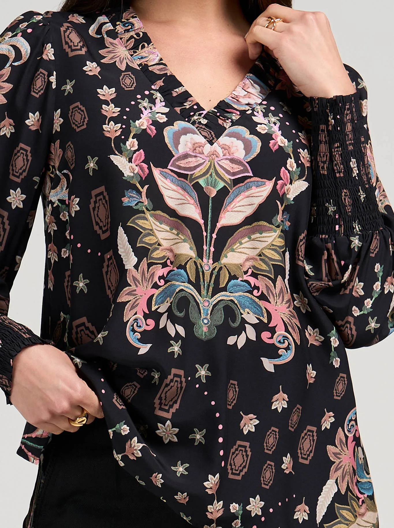 LOOBIE'S STORY ANTIONETTE BLOUSE sold by ENNI product image thumbnail 2