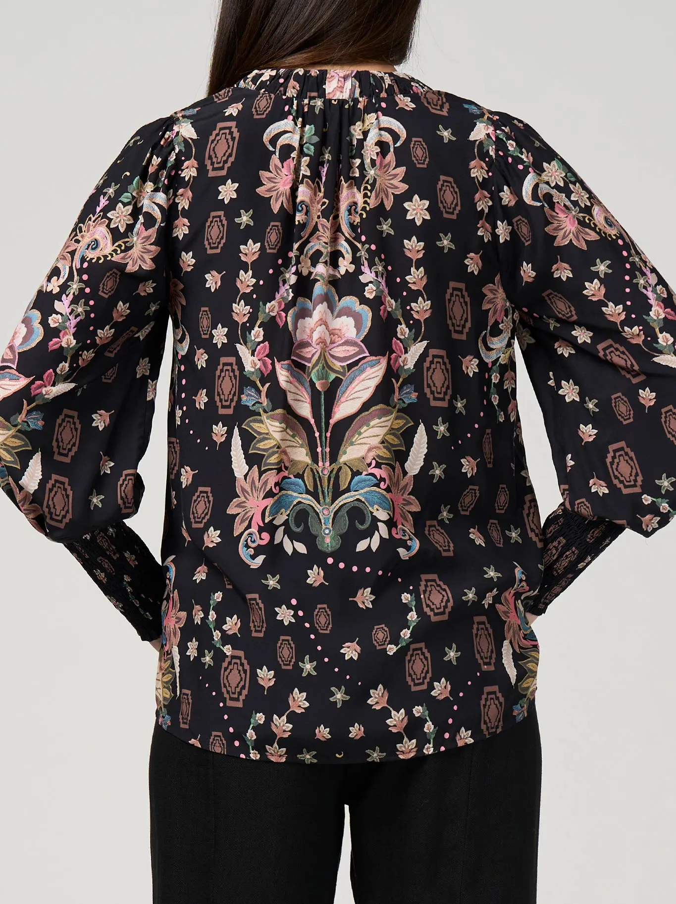 LOOBIE'S STORY ANTIONETTE BLOUSE sold by ENNI product image thumbnail 3