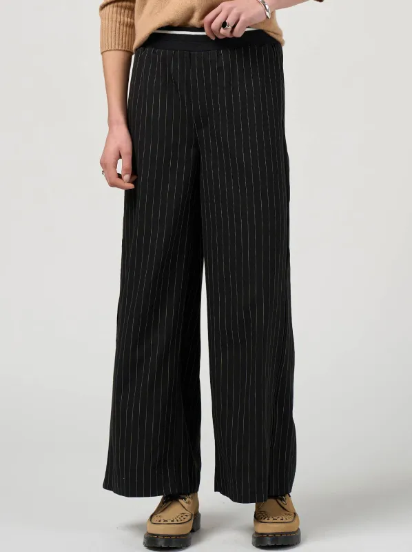 MADLY SWEETLY TRAX PANT made by ENNI
