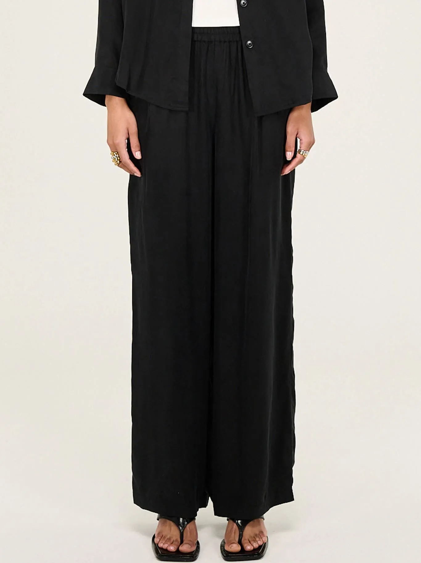 STAPLE THE LABEL SILVIE CUPRO RELAXED PANTS sold by ENNI