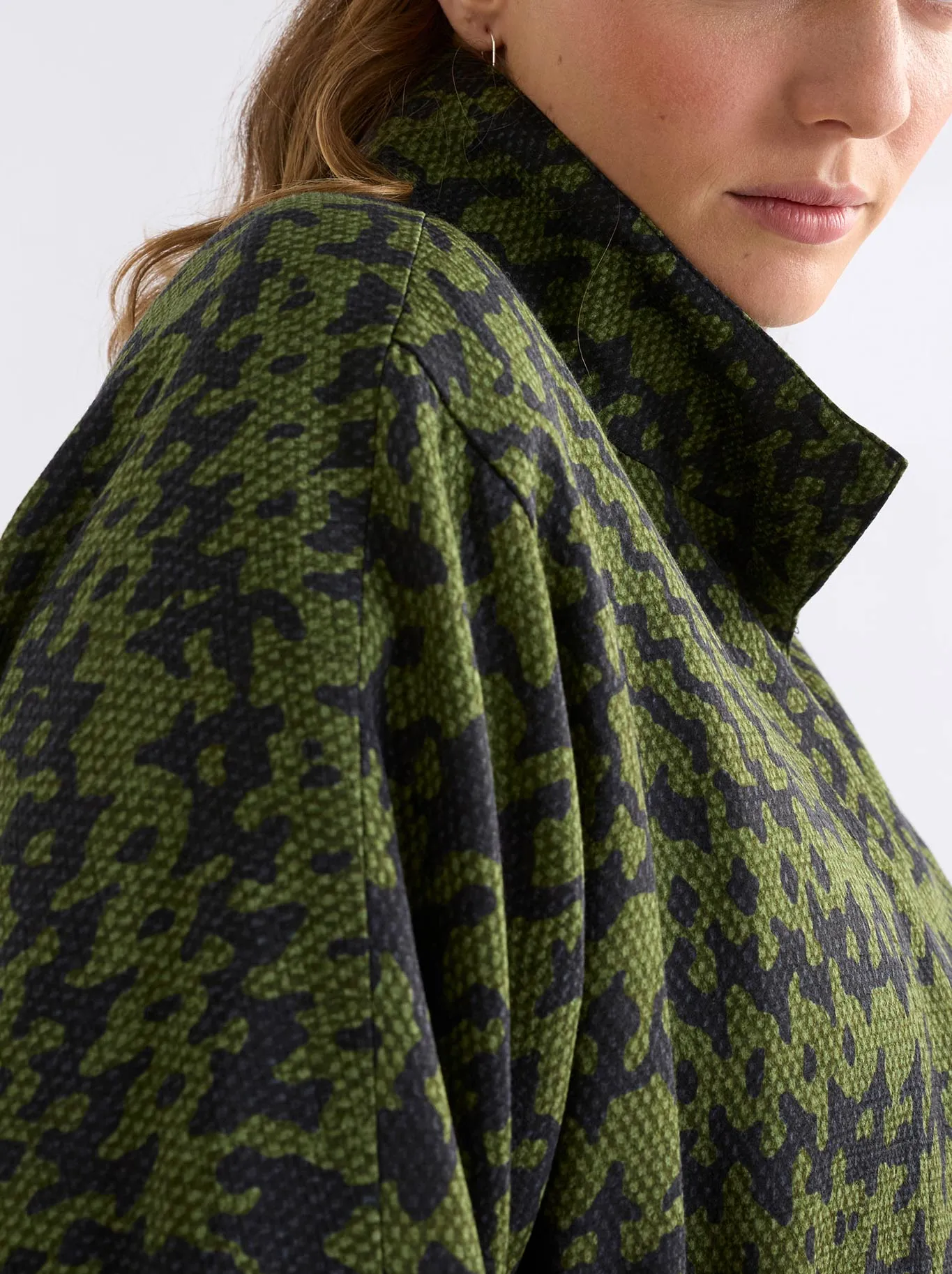 ELK MITTE COAT sold by ENNI product image thumbnail 3