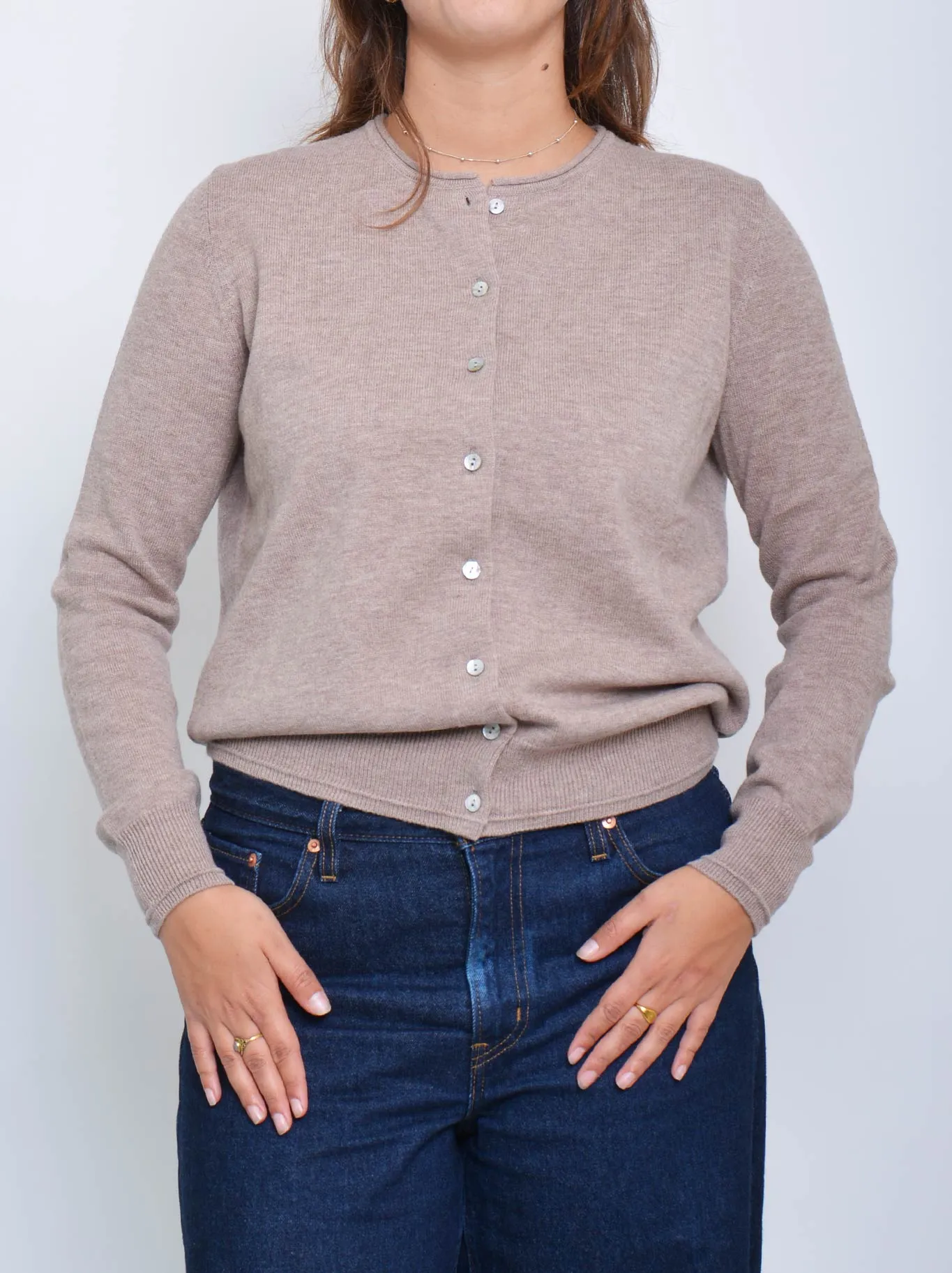 JAMES MELBOURNE PERFECT LITTLE CARDI sold by ENNI product image thumbnail 3