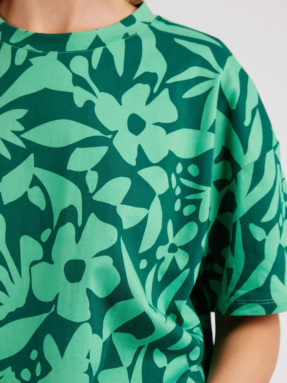 ELM STENCIL FLORAL TEE sold by ENNI product image thumbnail 3